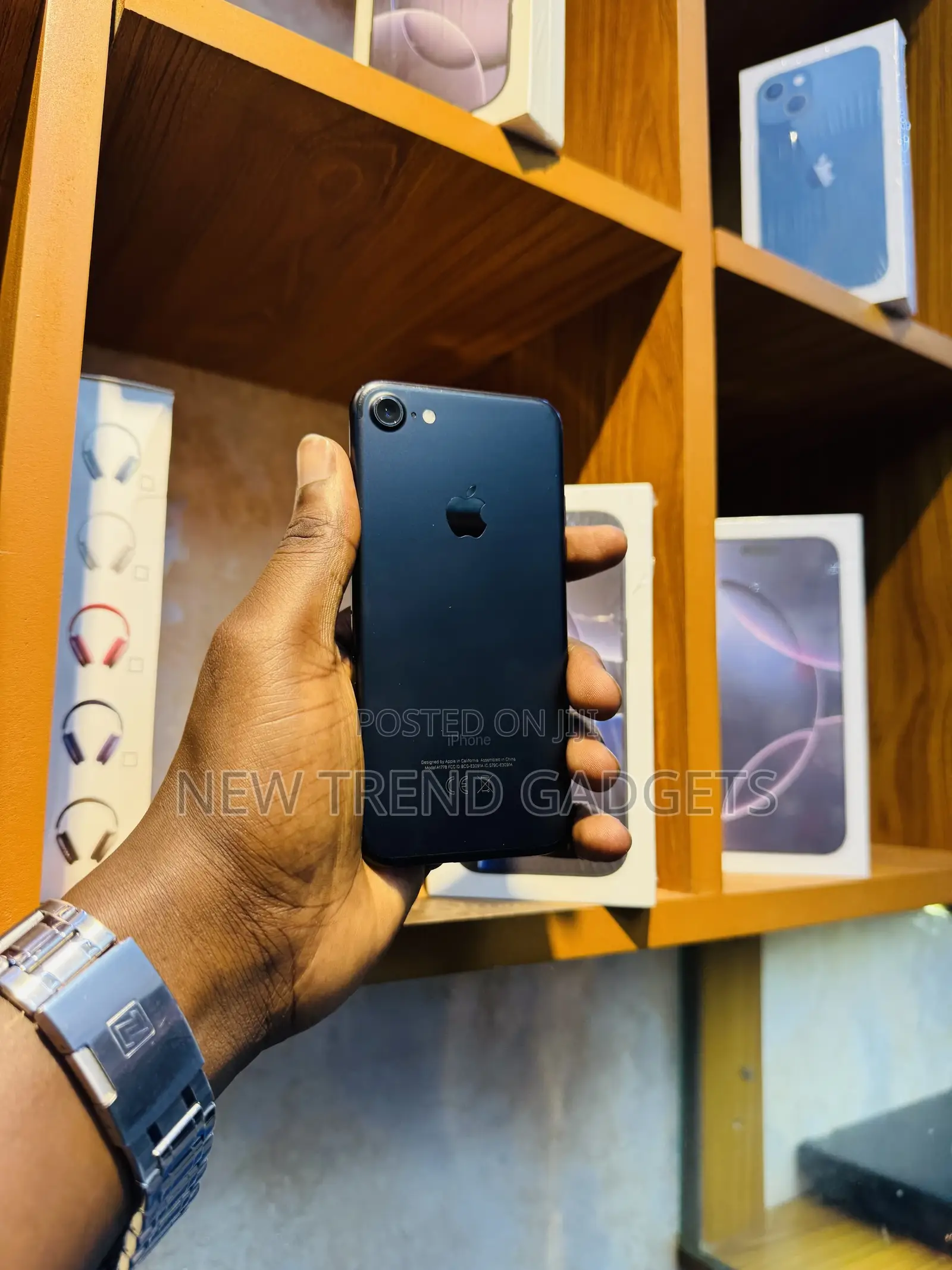 Apple iPhone 7 32 GB Black