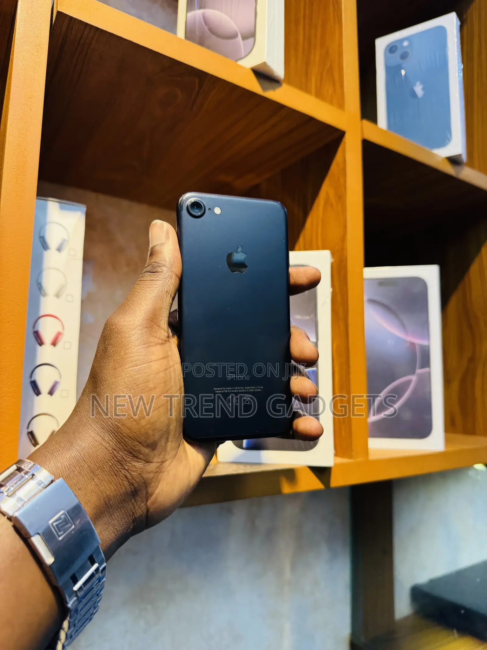 Apple iPhone 7 32 GB Black