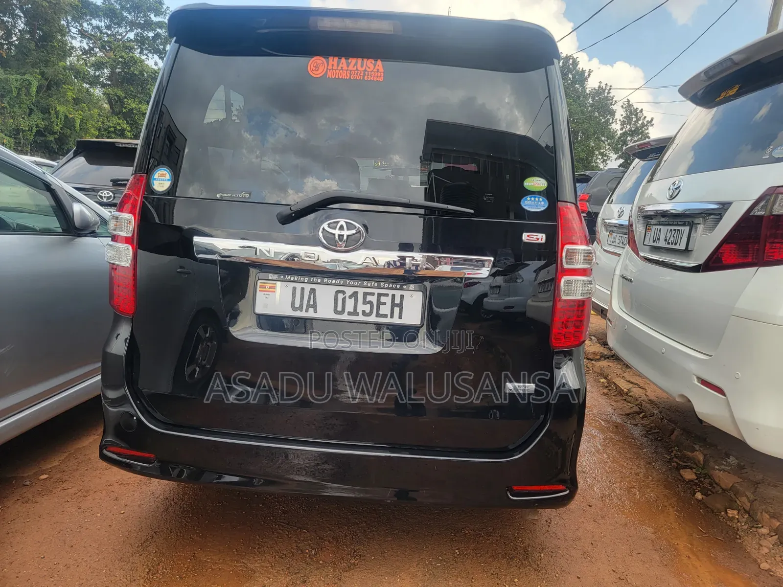 Toyota Noah 2012 Black