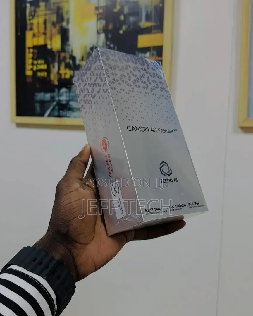 New Tecno Camon 40 Premier 256 GB Silver