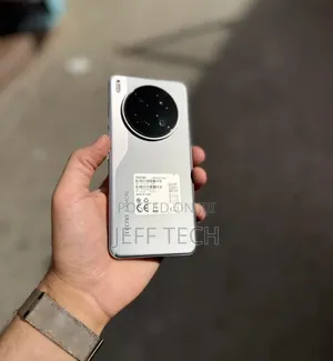 New Tecno Camon 40 Premier 256 GB Silver