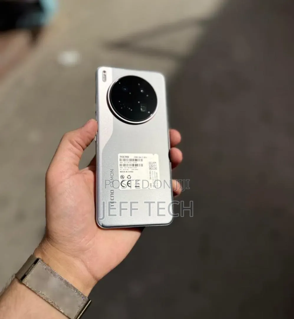 New Tecno Camon 40 Premier 256 GB Silver