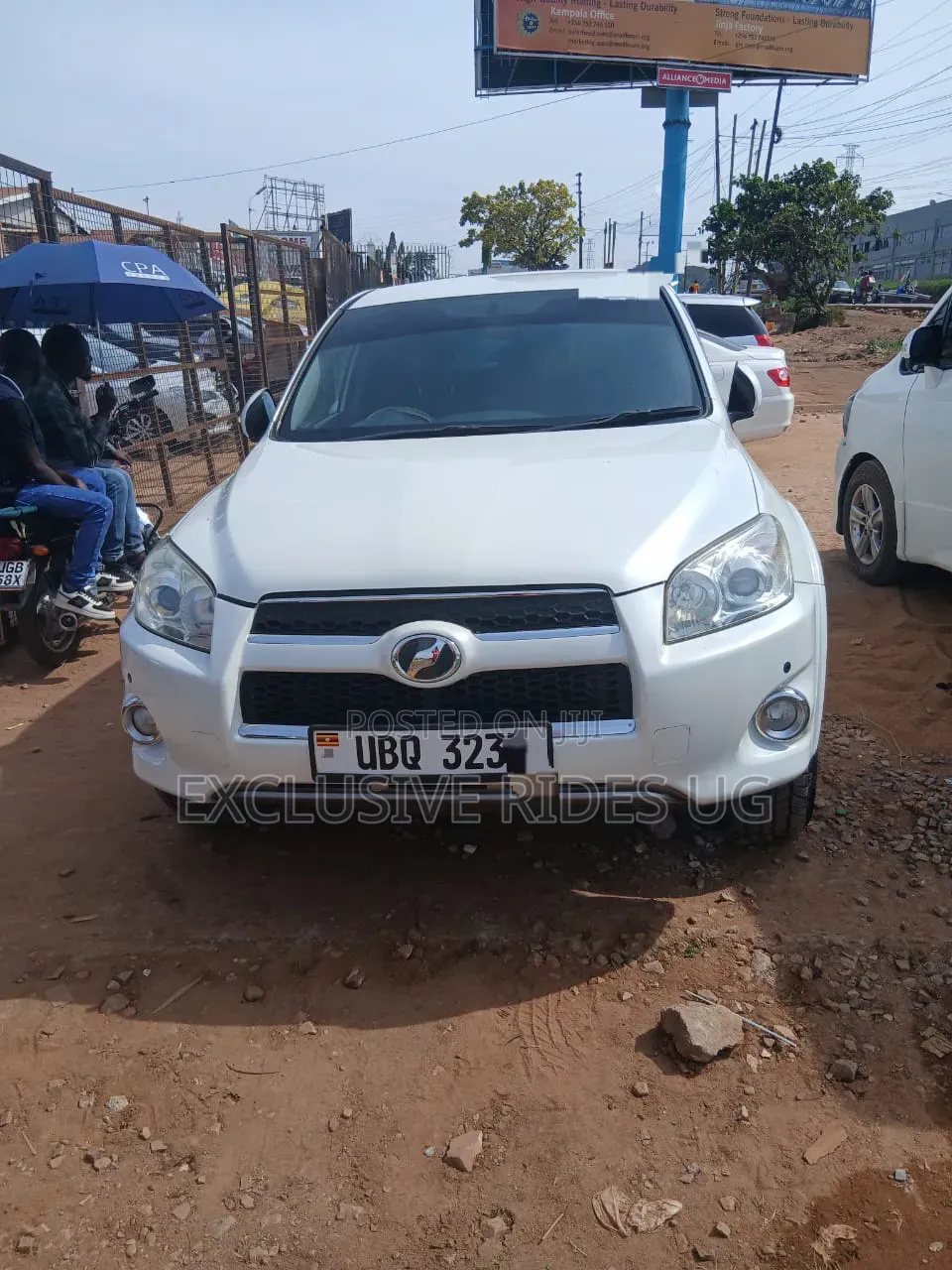 Toyota RAV4 2012 White