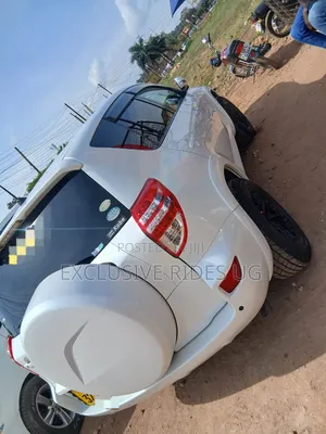 Toyota RAV4 2012 White