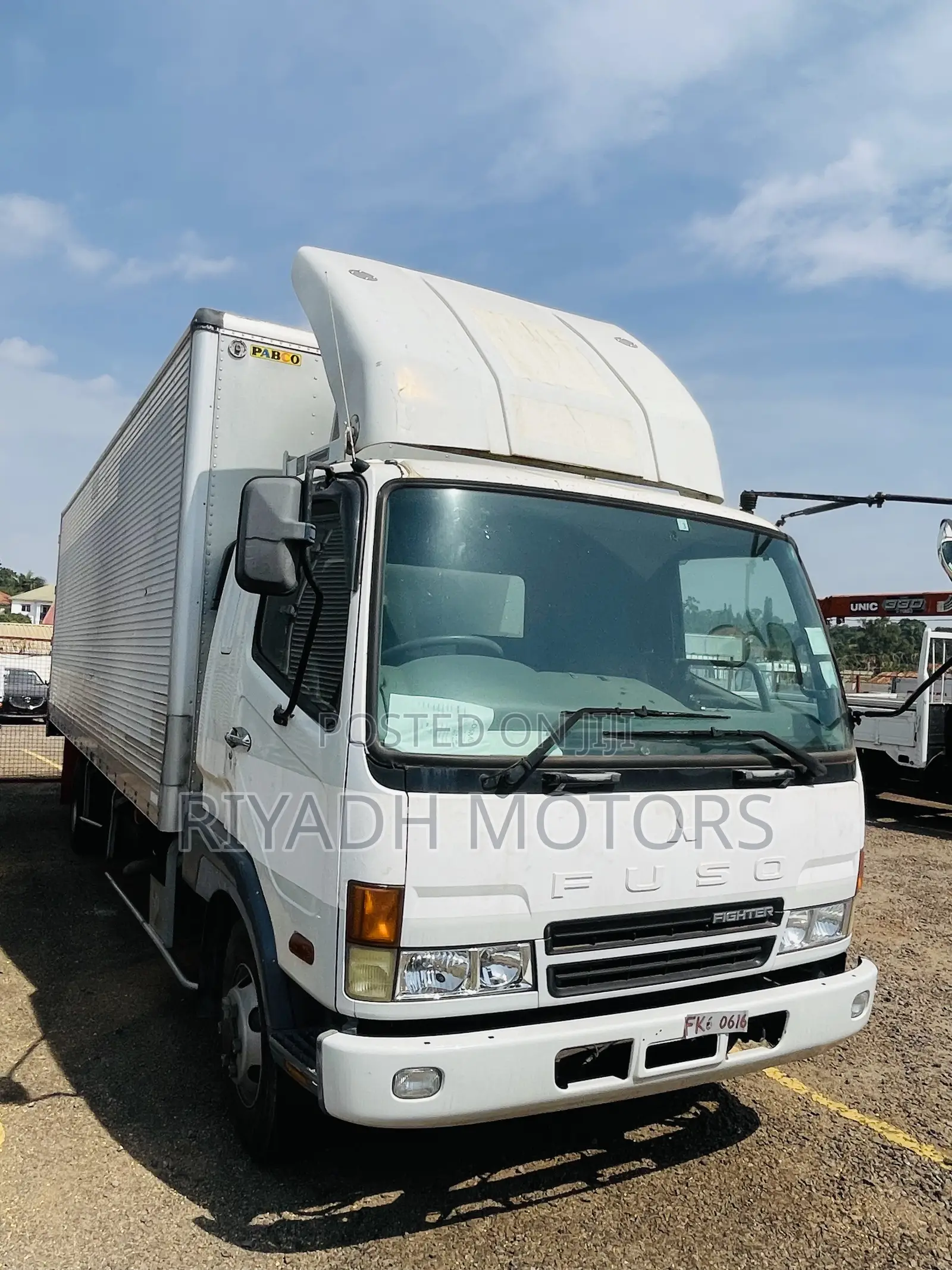 Fuso New Shape Box Body