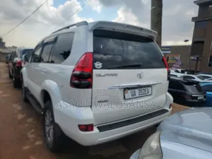 Toyota Land Cruiser Prado 2013 White