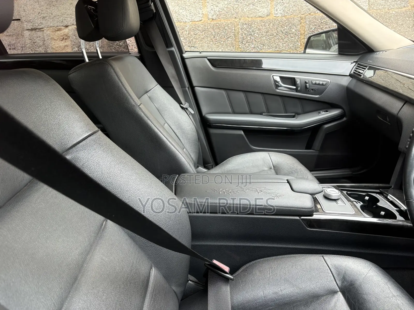Mercedes-Benz E300 2011 Black
