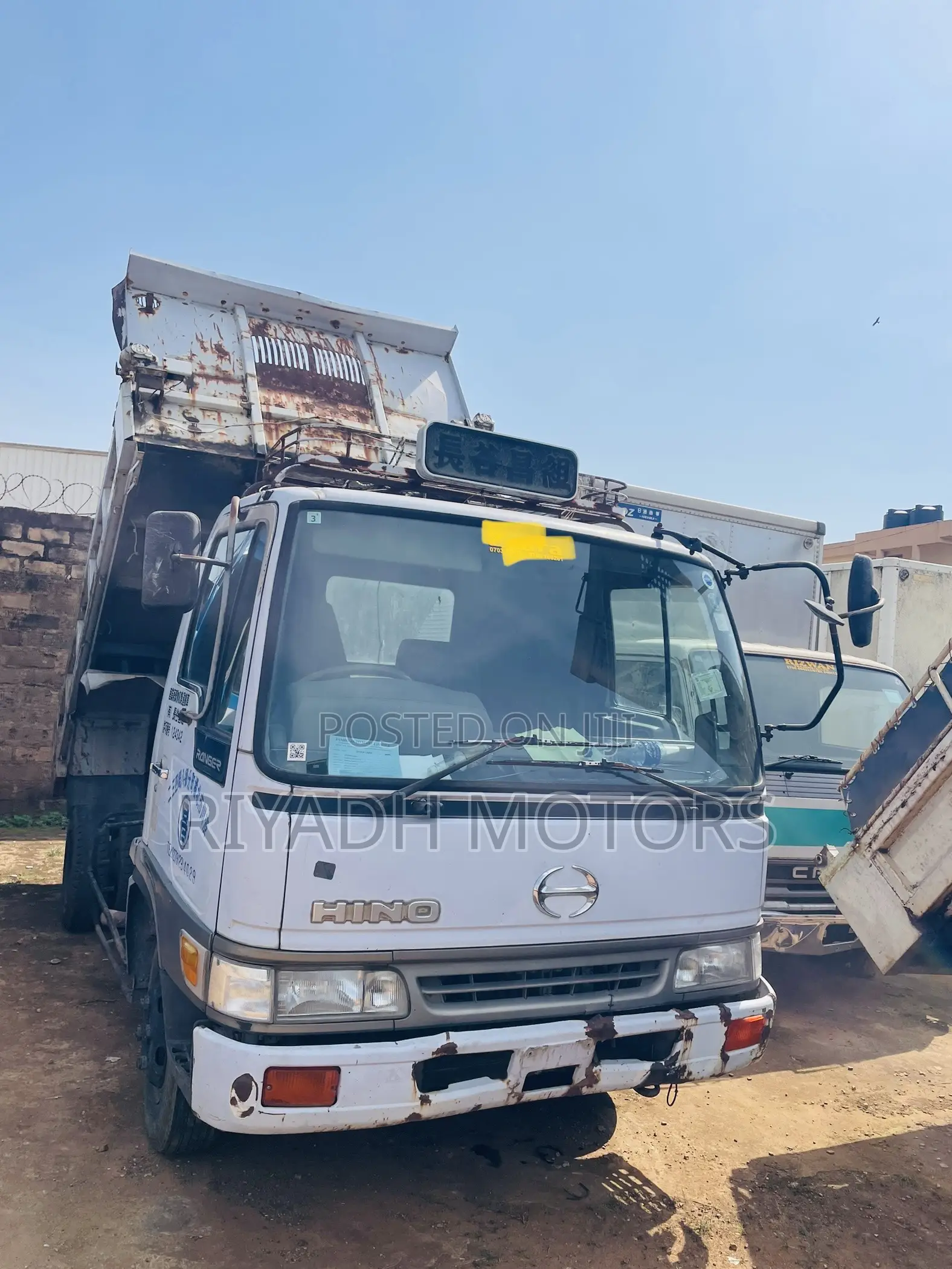 Hino Dumper Single Light
