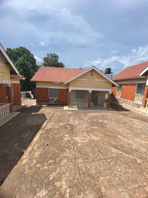 9bdrm Bungalow in Bunga Heights, Central Division for sale
