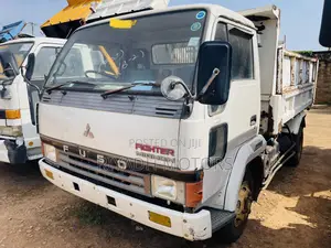 Fuso Fighter Mignon Dumper