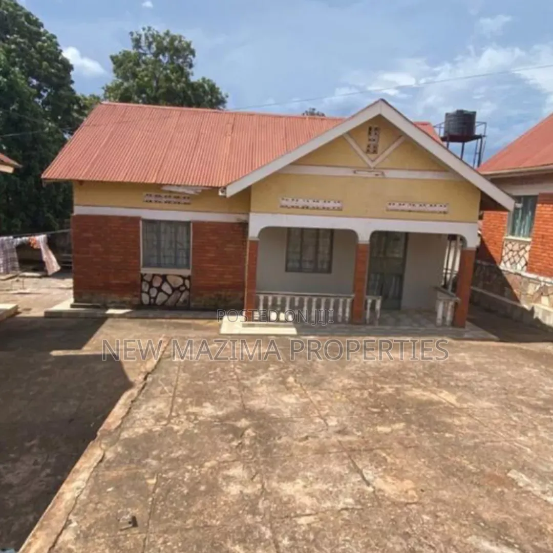 9bdrm Bungalow in Bunga Heights, Central Division for sale