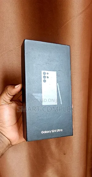 New Samsung Galaxy S24 Ultra 1 TB Black