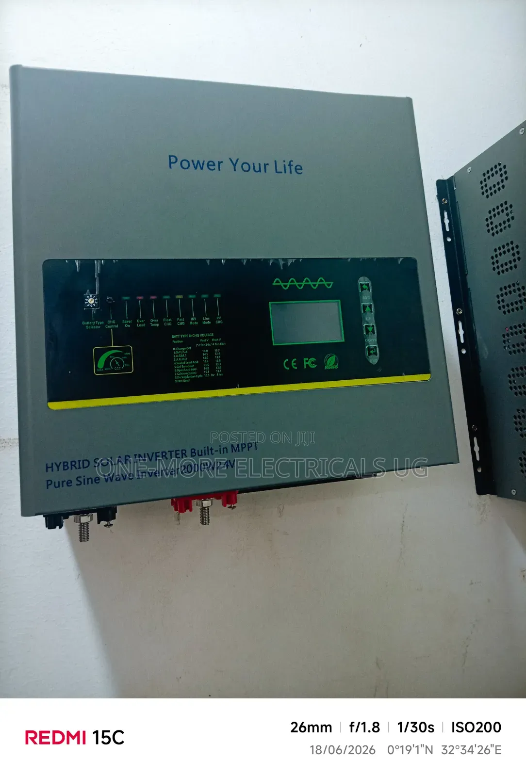 Solar Hybrid Inverter Charger Wall Mounted 2000kva/24volts