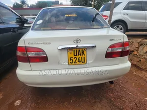 Toyota Corolla II 1998 White
