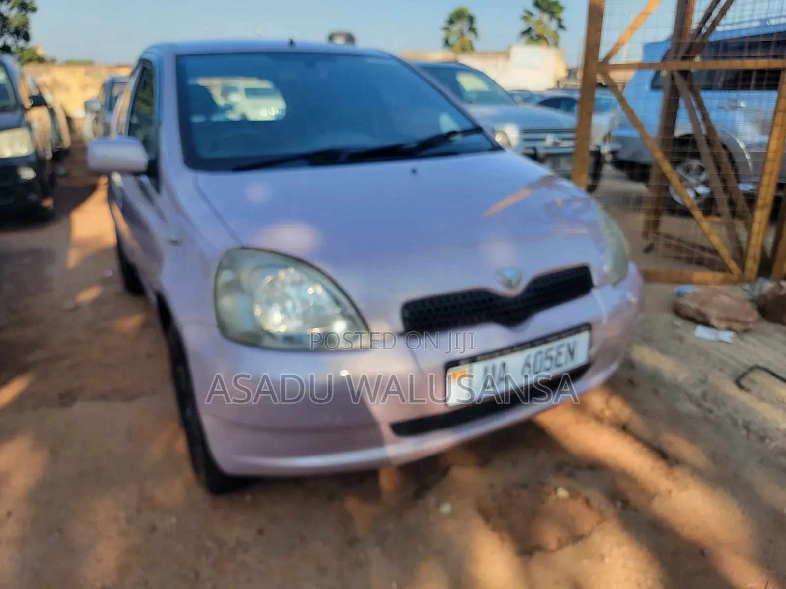 Toyota Vitz 2002 Silver