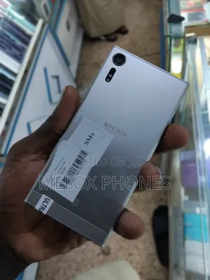 New Sony Xperia XZs 32 GB Silver