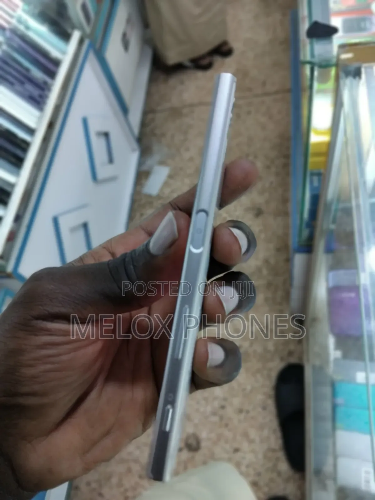 New Sony Xperia XZs 32 GB Silver