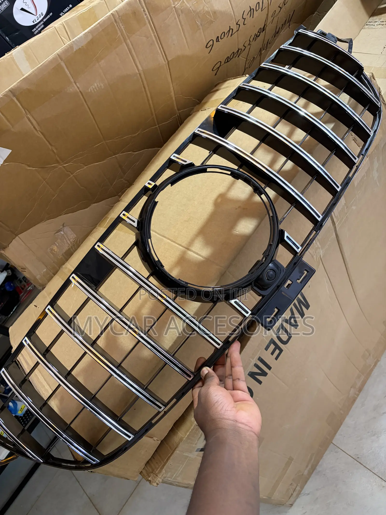 Mercedes Benz Grille