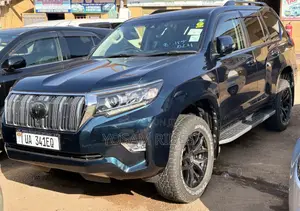 Toyota Land Cruiser Prado 2.8 2018 Blue
