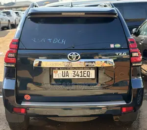 Toyota Land Cruiser Prado 2.8 2018 Blue