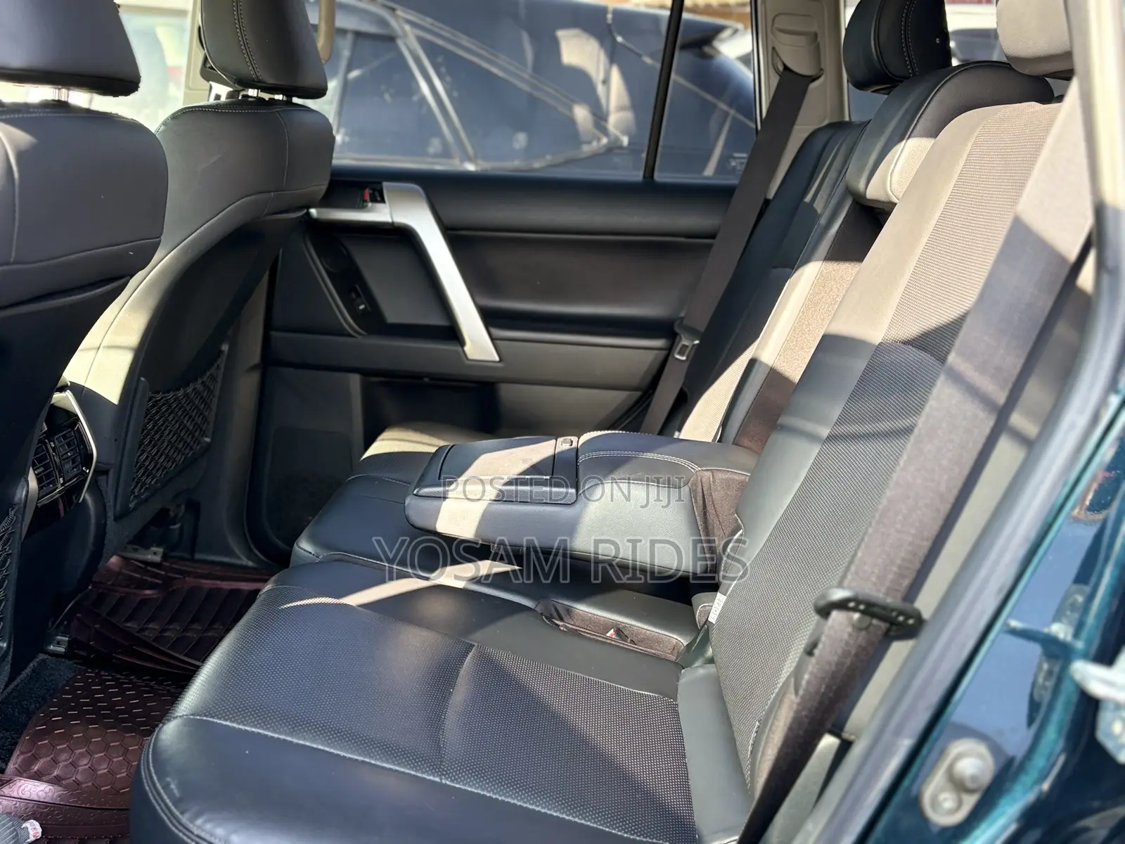 Toyota Land Cruiser Prado 2.8 2018 Blue