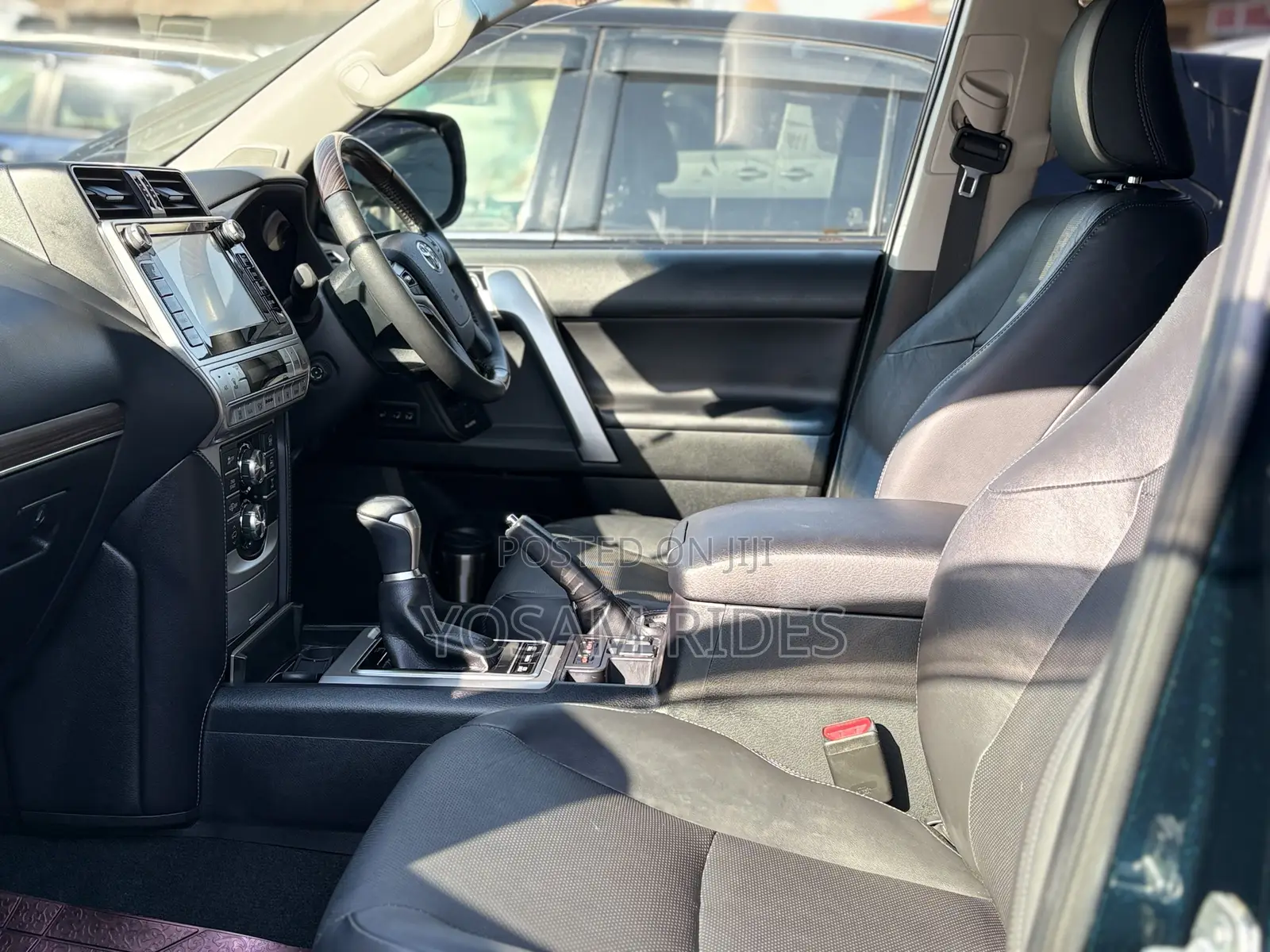Toyota Land Cruiser Prado 2.8 2018 Blue
