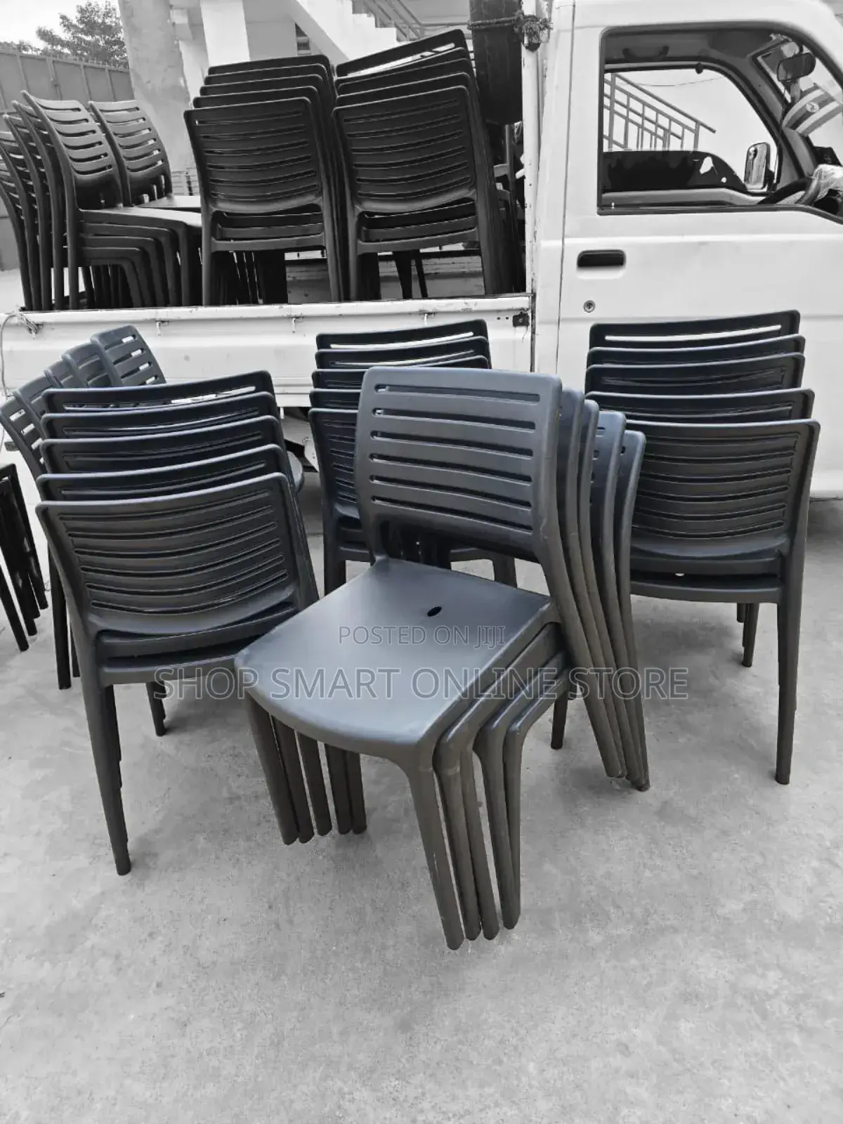 1 PCS Plastic Chairs Plastic Chairs