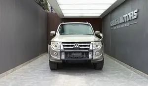 Mitsubishi Pajero V90 3.2 DI-D 2013 Beige