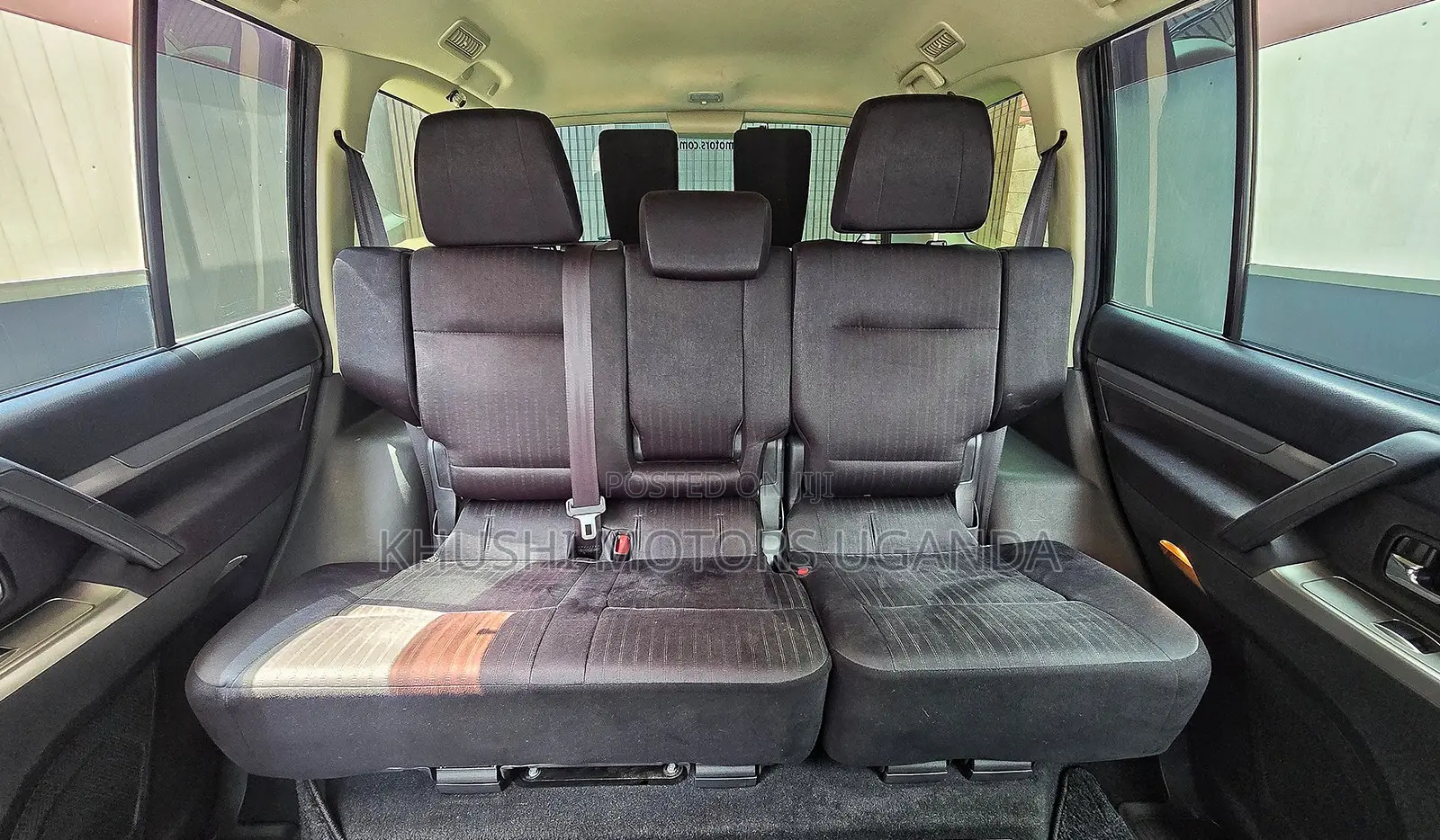 Mitsubishi Pajero V90 3.2 DI-D 2013 Beige