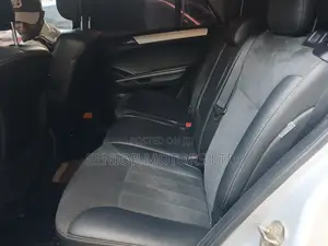 Mercedes-Benz M Class 2009 Silver