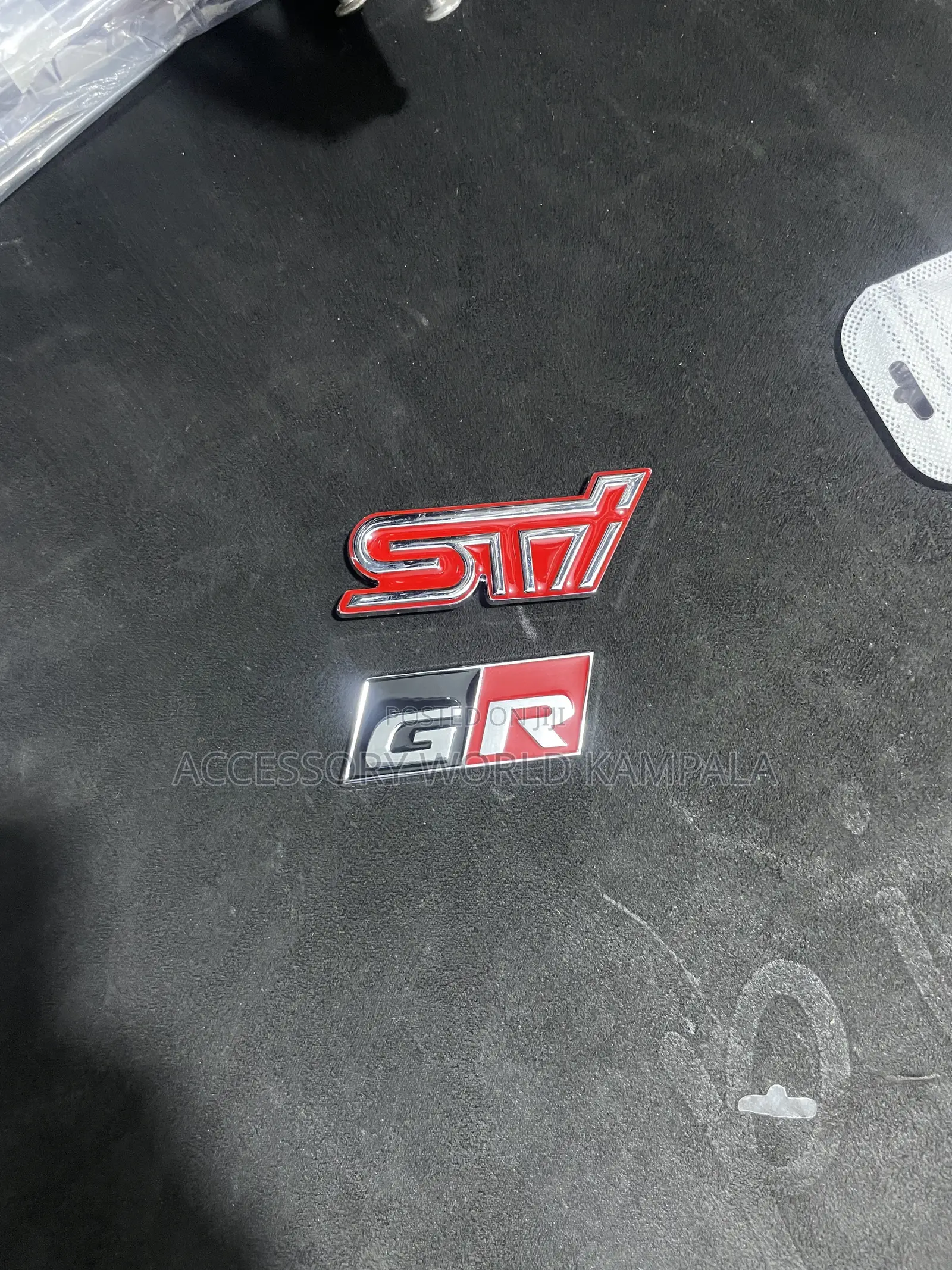 Gr and Sti Badges