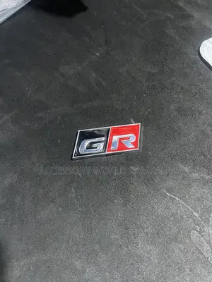 Gr and Sti Badges