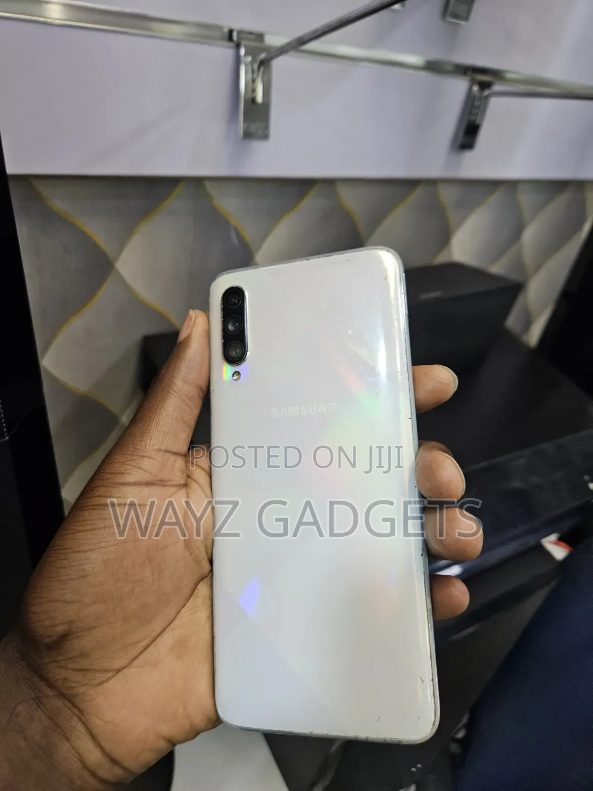 Samsung Galaxy A70s 128 GB White
