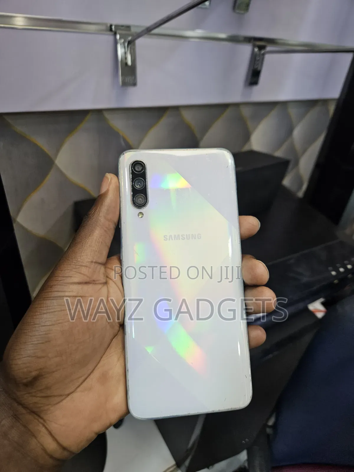 Samsung Galaxy A70s 128 GB White