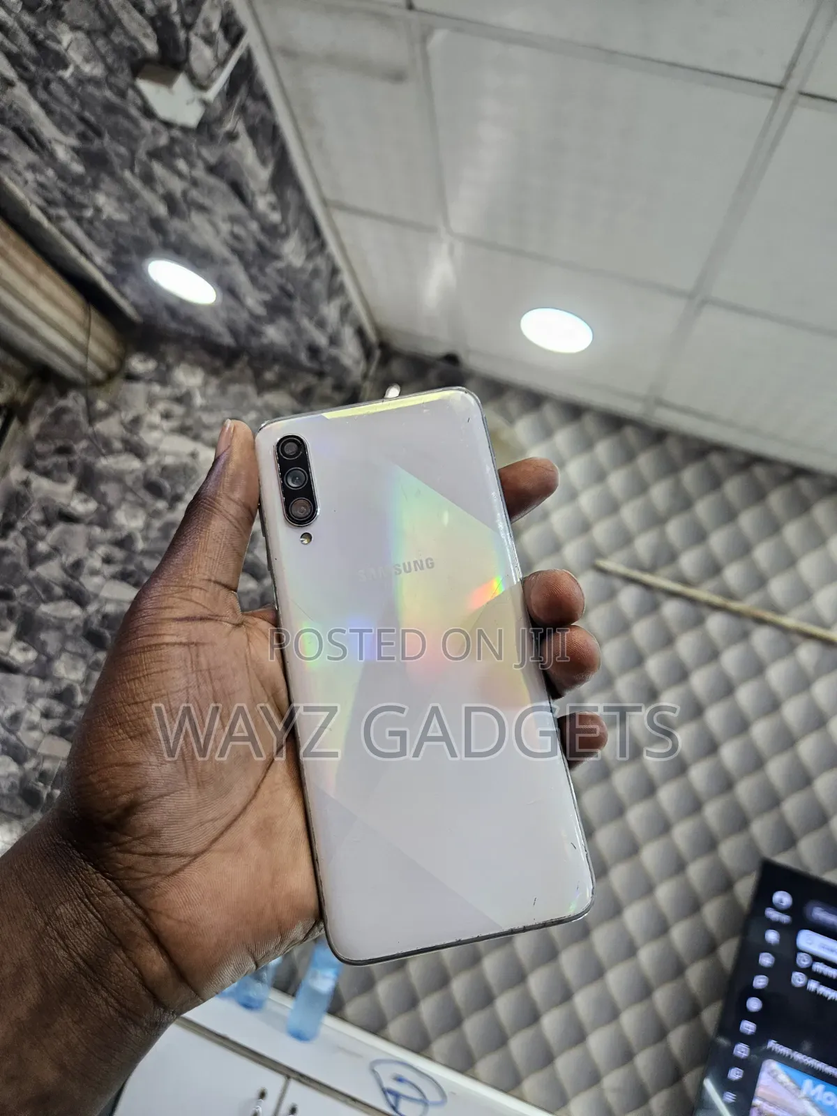 Samsung Galaxy A70s 128 GB White