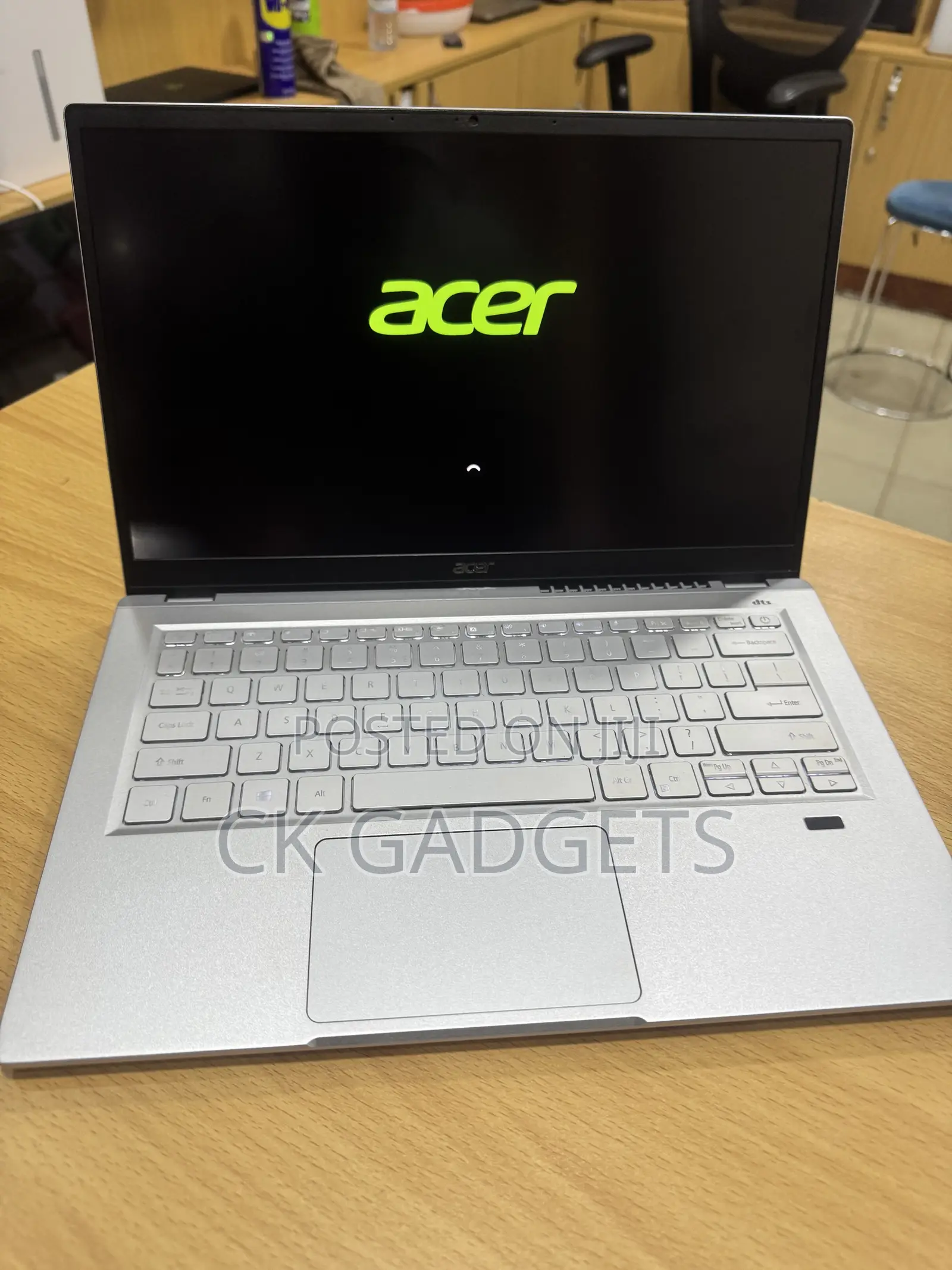 New Laptop Acer Swift 5 16GB Intel Core i7 SSD 256GB