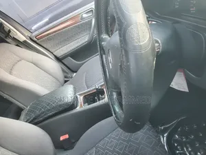 Mercedes-Benz C200 2001 Silver