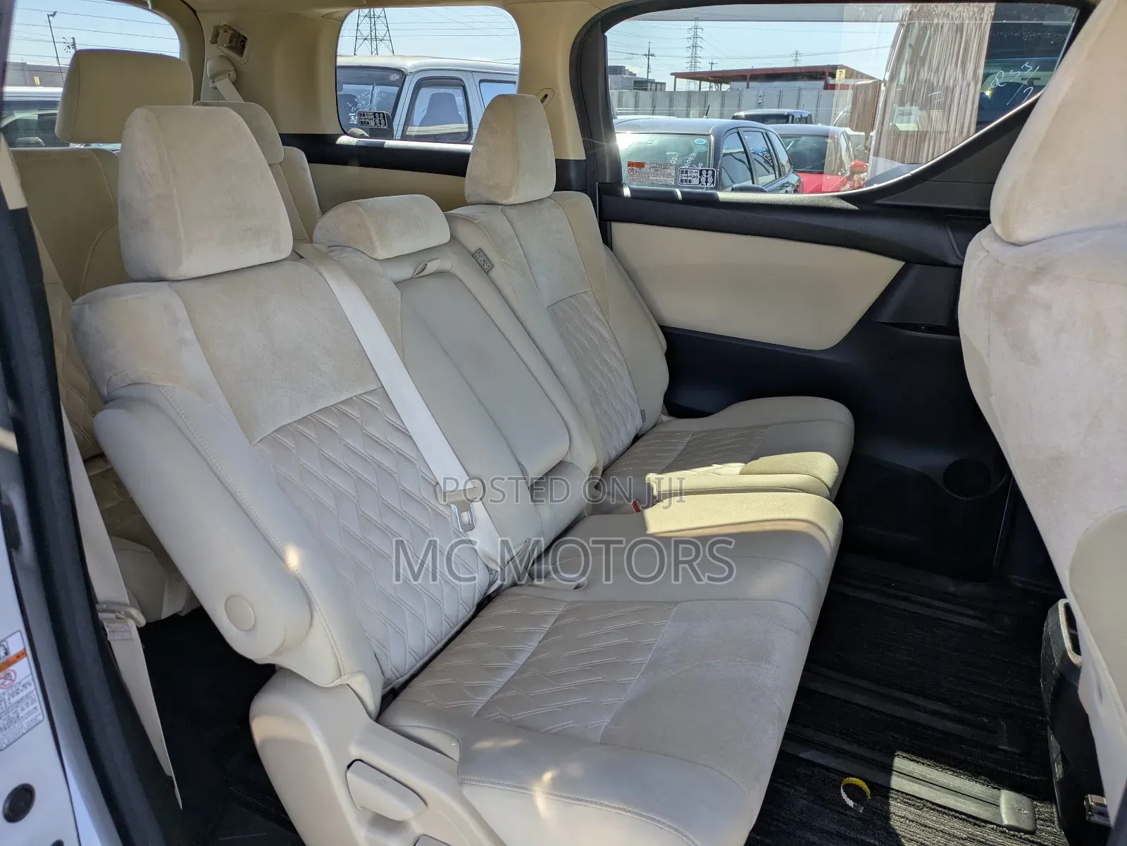 Toyota Alphard 2.5 Petrol AWD 2018 White