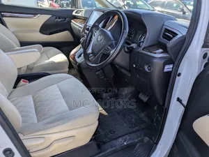 Toyota Alphard 2.5 Petrol AWD 2018 White
