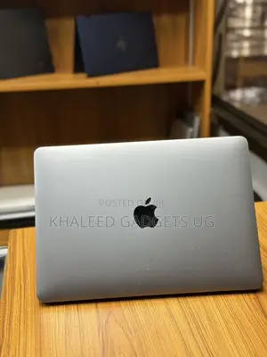 Laptop Apple MacBook 8GB Intel Core i7 SSD 256GB