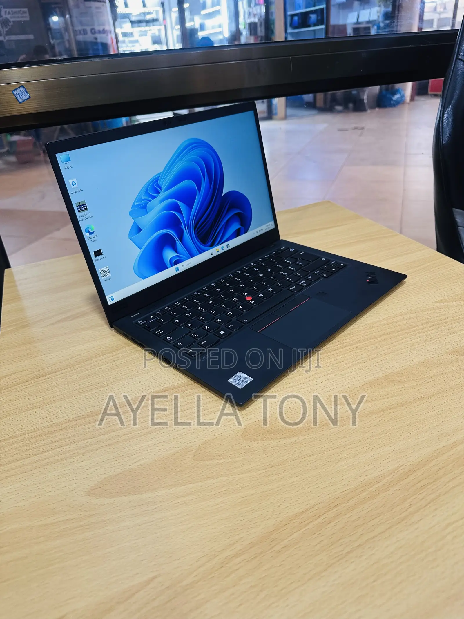 New Laptop Lenovo ThinkPad X1 Carbon 16GB Intel Core i5 SSD 512GB