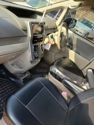Toyota Noah 2014 White