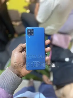 Samsung Galaxy A12 64 GB Blue