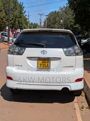 Toyota Harrier 2006 White