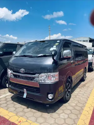 Toyota HiAce 2020 Grey