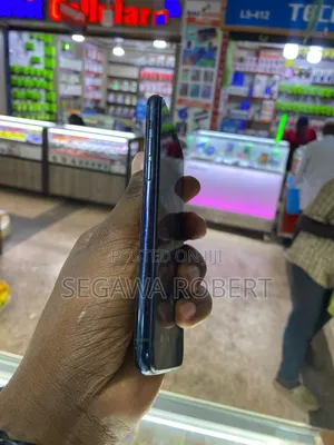 Apple iPhone 11 Pro 64 GB Gray