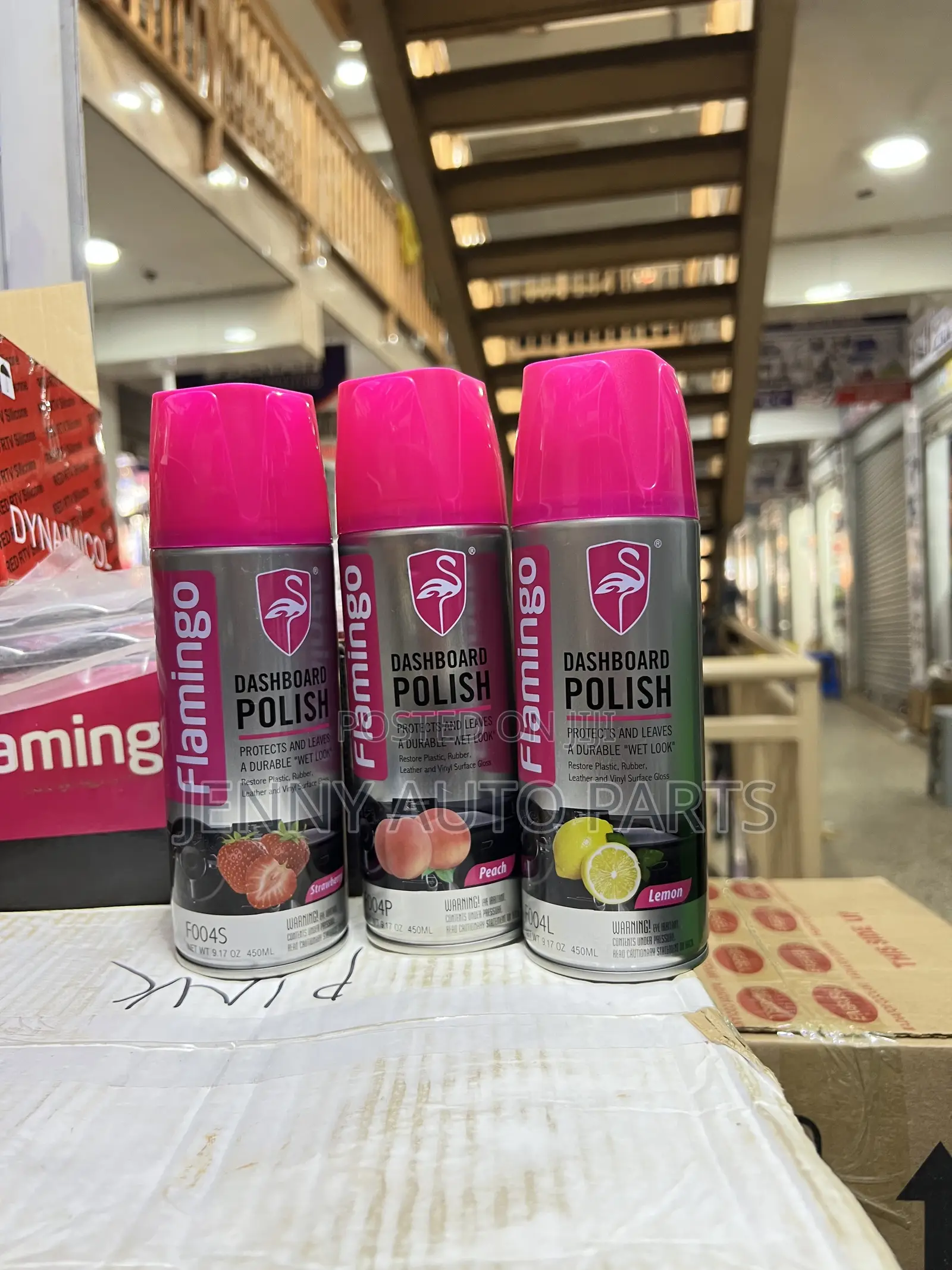 Flamingo Dash Board Polish