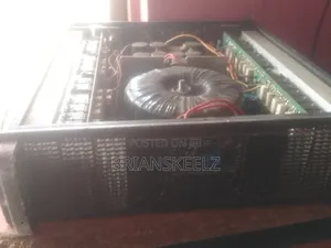 Crest Audio Amplifier