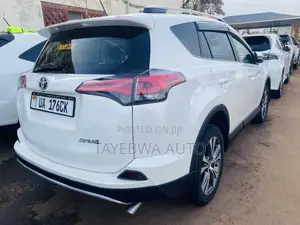 Toyota RAV4 2013 White