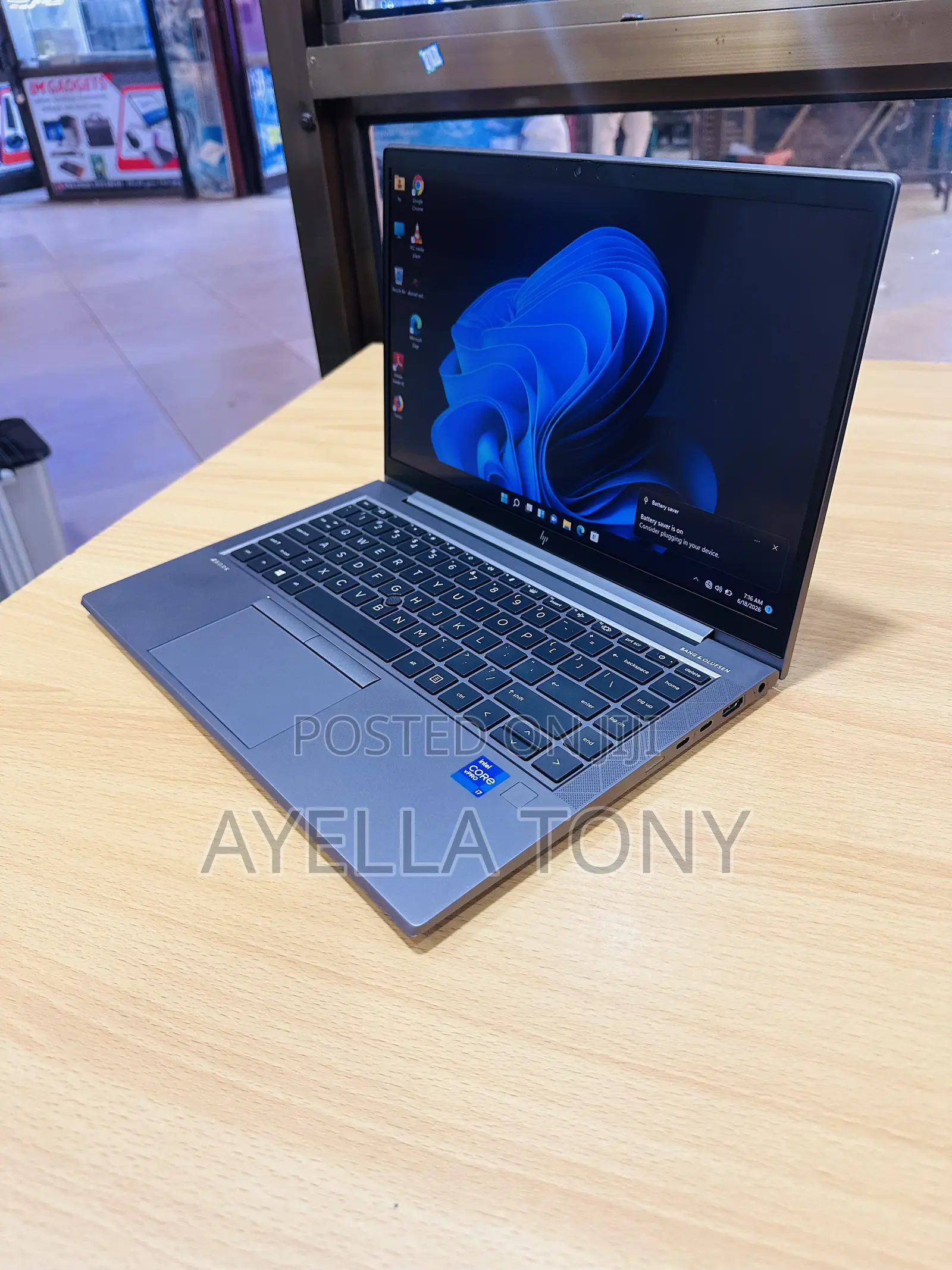 New Laptop HP ZBook Firefly 14 G7 32GB Intel Core i7 SSD 512GB